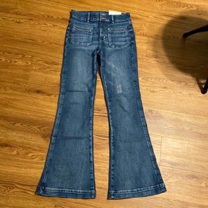 American Eagle high rise flare jeans 6 Long